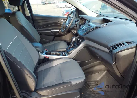 2015 Ford Escape Se z USA, uszkodzony, nr VIN 1FMCU9GX4FUC54218